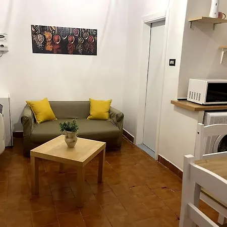 Apartament Ridi Che Ti Passa In Vico Lavagna